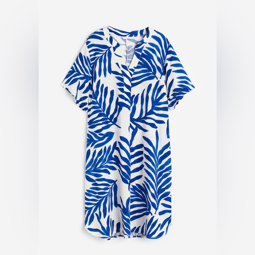 NWT H&M size small Blue and White Leaf Print Dress